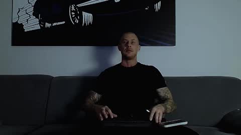 Calvin  online show from October 19, 2025, 8:42 pm