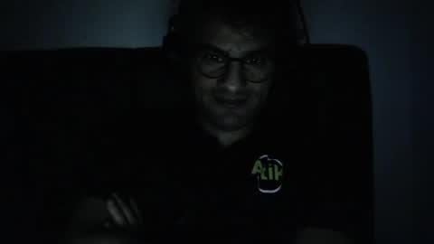 Calvinjohnlad online show from December 22, 2024, 4:06 pm