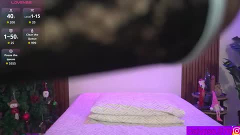 Snapshot of calypso_and_ge1 chatting on December 19, 2025, 12:28 am Calypso and Kayla online show from December 19, 2025, 12:28 am