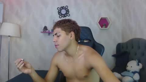 Snapshot of cam_sexyboy chatting on September 21, 2025, 1:07 am cam_sexyboy online show from September 21, 2025, 1:07 am