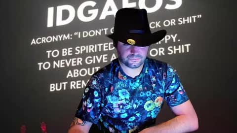 camarant online show from November 11, 2025, 10:04 am