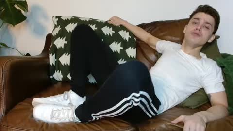 CamDoAttitude online show from December 5, 2024, 12:44 pm