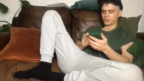 Snapshot of camdoattitude chatting on January 15, 2026, 10:02 pm CamDoAttitude online show from January 15, 2026, 10:02 pm