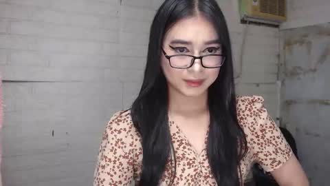 camela_star online show from September 24, 2025, 10:57 pm