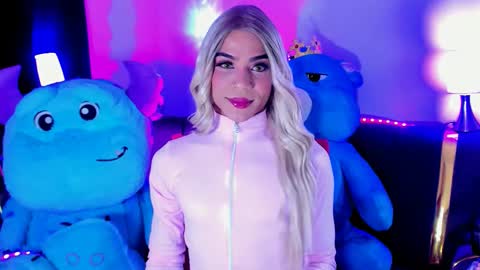 camelyharrper1 online show from October 5, 2025, 3:05 am