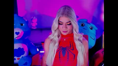 camelyharrper1 online show from October 9, 2025, 4:10 am