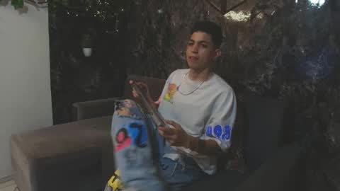 Snapshot of cameron_lux4 chatting on April 8, 2026, 3:50 am CAMERON online show from April 8, 2026, 3:50 am