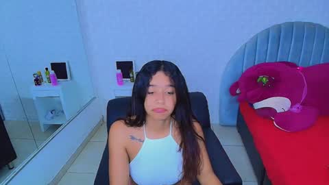 Snapshot of cami_bunnygirlx chatting on April 16, 2026, 12:11 am CAMI online show from April 16, 2026, 12:11 am