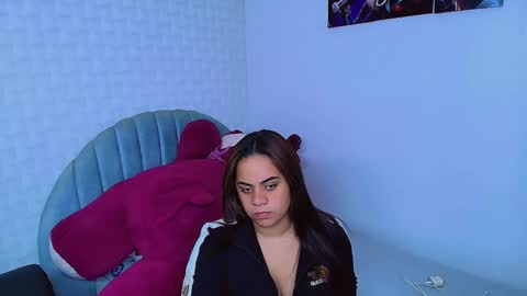 Snapshot of cami_bunnygirlx chatting on April 27, 2026, 9:46 pm CAMI online show from April 27, 2026, 9:46 pm