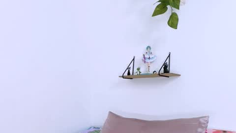 trini-1000 online show from October 8, 2025, 10:13 am