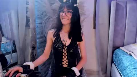 Snapshot of camicute_ chatting on February 7, 2026, 2:26 am online show from February 7, 2026, 2:26 am