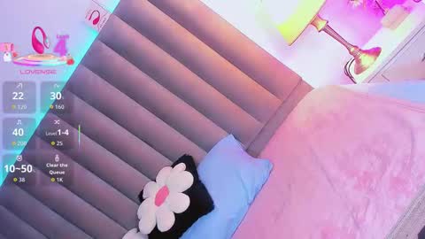 Snapshot of camiigarcia_ chatting on October 24, 2025, 10:06 pm CamiiGarcia online show from October 24, 2025, 10:06 pm