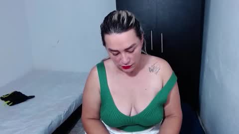 Snapshot of camila_987080 chatting on December 15, 2025, 3:49 pm camila online show from December 15, 2025, 3:49 pm