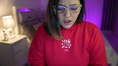 Camila buitrago online show from December 2, 2024, 10:34 pm