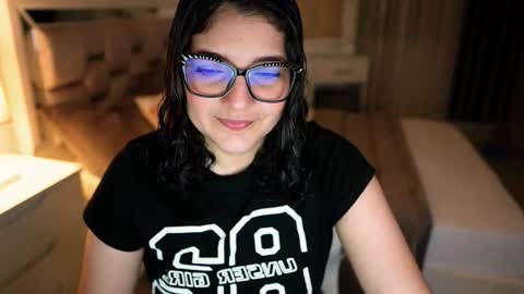 Camila buitrago online show from November 5, 2025, 12:32 am