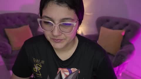 Camila buitrago online show from November 30, 2025, 1:31 am