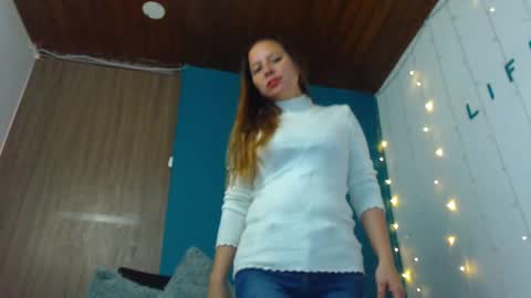 camila online show from December 21, 2024, 12:38 pm