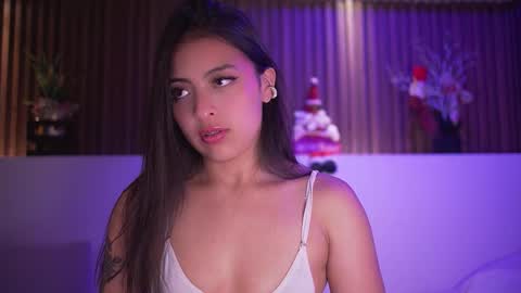 Camila online show from December 16, 2025, 4:06 am