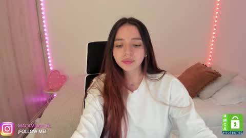 Snapshot of camila_ec2 chatting on October 10, 2025, 2:10 am C A M I online show from October 10, 2025, 2:10 am