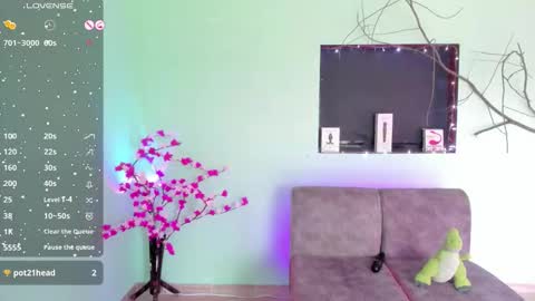 C A M I L A online show from November 14, 2025, 4:38 pm