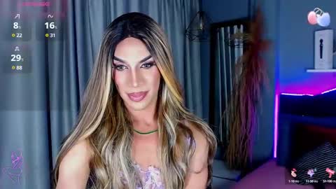 Snapshot of camila_hoottie chatting on March 8, 2025, 8:33 am Camila online show from March 8, 2025, 8:33 am