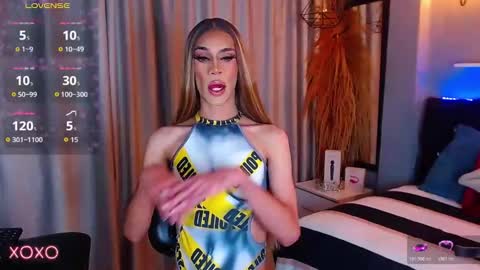 Snapshot of camila_hoottie chatting on November 2, 2025, 7:27 pm Camila online show from November 2, 2025, 7:27 pm