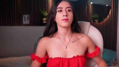 Snapshot of camila_martinez9 chatting on September 15, 2025, 11:32 am camila_martinez9 online show from September 15, 2025, 11:32 am