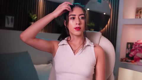 Snapshot of camila_martinez9 chatting on September 17, 2025, 11:34 am camila_martinez9 online show from September 17, 2025, 11:34 am
