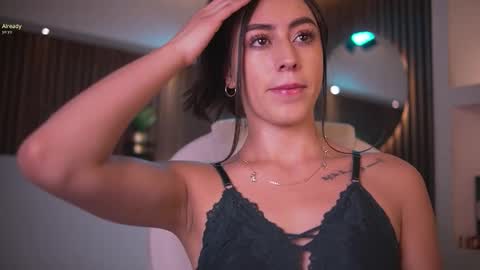 Snapshot of camila_martinez9 chatting on October 2, 2025, 11:28 am camila_martinez9 online show from October 2, 2025, 11:28 am