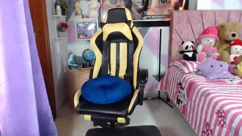 Snapshot of camila_rosess chatting on December 17, 2025, 11:49 am valentinaEpic way Ive been fucked 1515 online show from December 17, 2025, 11:49 am