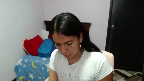 Snapshot of camila_vargas_ chatting on July 10, 2026, 6:54 pm Camila Vargas online show from July 10, 2026, 6:54 pm