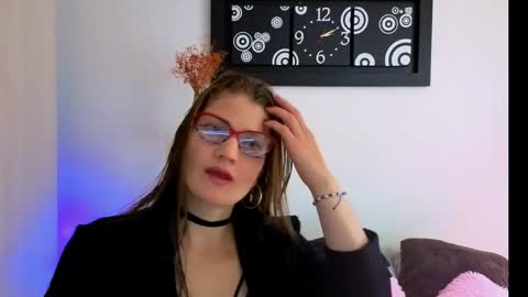 Camila ventura online show from December 14, 2025, 7:07 pm