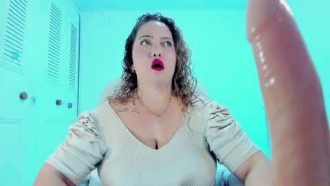 camilaa foxxx online show from February 9, 2025, 6:16 pm