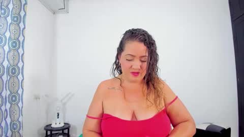 camilaa foxxx online show from November 18, 2025, 2:43 pm