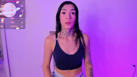 Snapshot of camilacoxx chatting on June 24, 2026, 7:13 pm online show from June 24, 2026, 7:13 pm