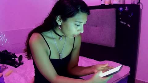 Camila Perez online show from March 28, 2026, 2:27 pm