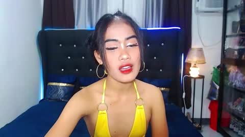Snapshot of camilla_morena chatting on February 23, 2025, 9:33 am camilla_morena online show from February 23, 2025, 9:33 am