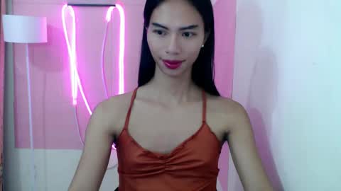 Snapshot of camilla_xxx chatting on January 20, 2025, 7:14 pm Camilla online show from January 20, 2025, 7:14 pm