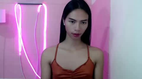 Snapshot of camilla_xxx chatting on January 21, 2025, 1:18 am Camilla online show from January 21, 2025, 1:18 am