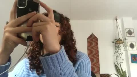 Snapshot of camille_delrey chatting on May 6, 2026, 2:33 pm Camille online show from May 6, 2026, 2:33 pm