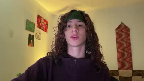 Snapshot of camille_delrey chatting on May 10, 2026, 8:30 am Camille online show from May 10, 2026, 8:30 am