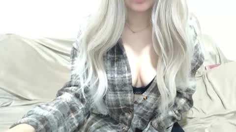 CamilleBunny online show from January 11, 2026, 4:06 am