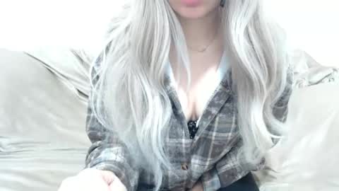 CamilleBunny online show from February 2, 2026, 3:27 am