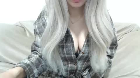 CamilleBunny online show from March 16, 2026, 2:06 am