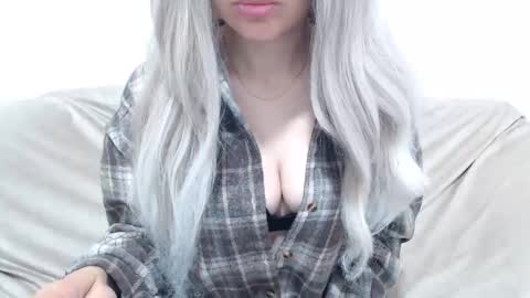 CamilleBunny online show from May 12, 2026, 2:19 am