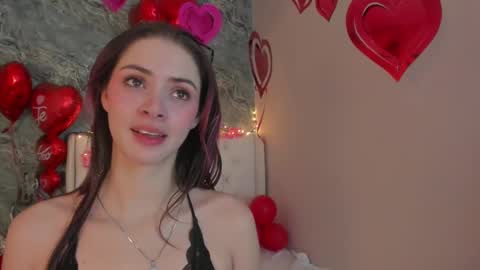 Snapshot of camillen_pettid chatting on February 14, 2025, 7:44 pm C A M I L L E N Help me get to the top online show from February 14, 2025, 7:44 pm