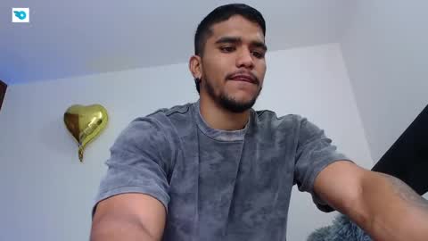 camilo_contre21 online show from May 19, 2026, 5:41 pm