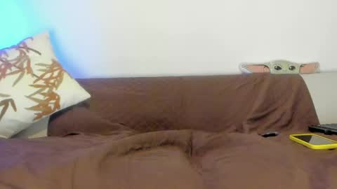 camilo_restrepo21 online show from April 28, 2026, 12:53 am