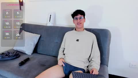 Snapshot of camilo_stark chatting on November 13, 2025, 3:27 am Camilo online show from November 13, 2025, 3:27 am