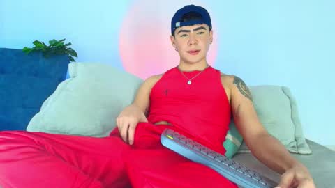 Snapshot of camilo_xcam chatting on November 6, 2025, 9:15 pm CAMILO online show from November 6, 2025, 9:15 pm